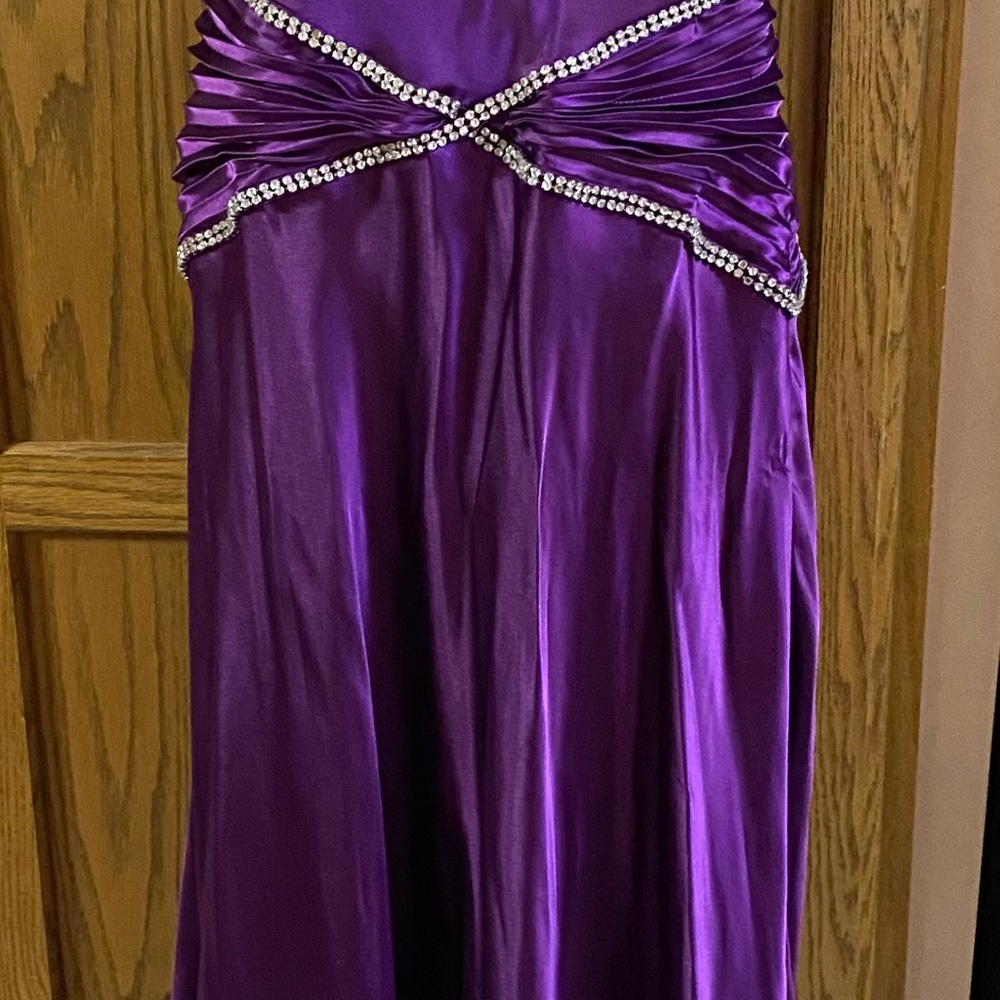La Femme Purple gown with Rhinestones 12 - Picture 3 of 15